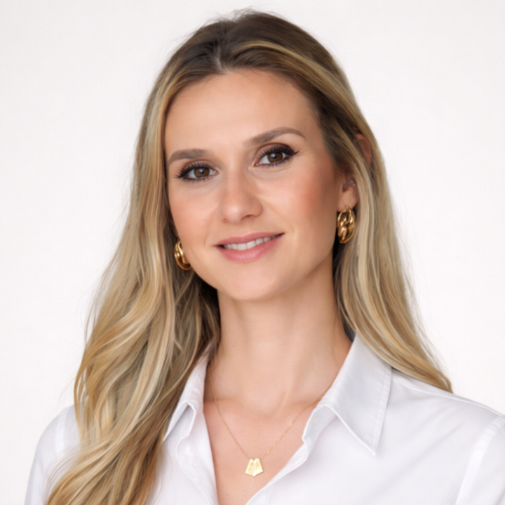 Foto de Dra. Fernanda Tiemy Loureiro Nakagawa