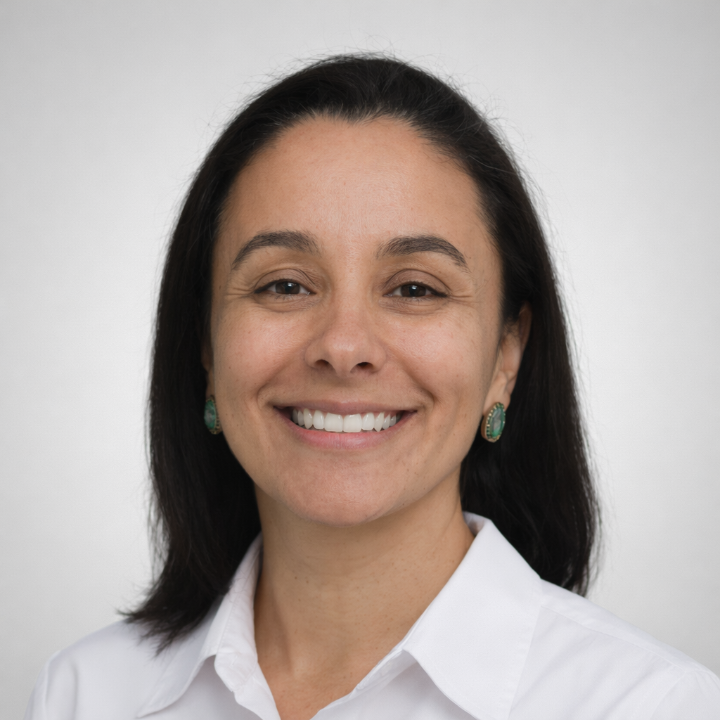 Foto de Dra. Milena Rossi Ferreira Lacerda 